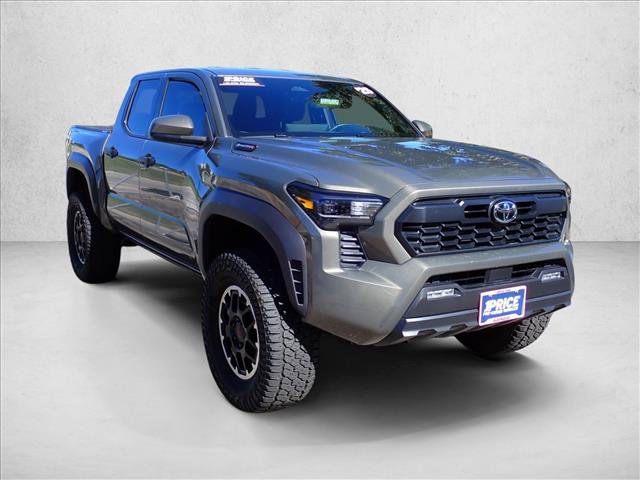 Used 2025 Toyota Tacoma TRD Off-Road AWD/4WD image 6