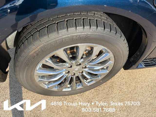 Used 2017 INFINITI QX80 Signature Edition RWD image 12