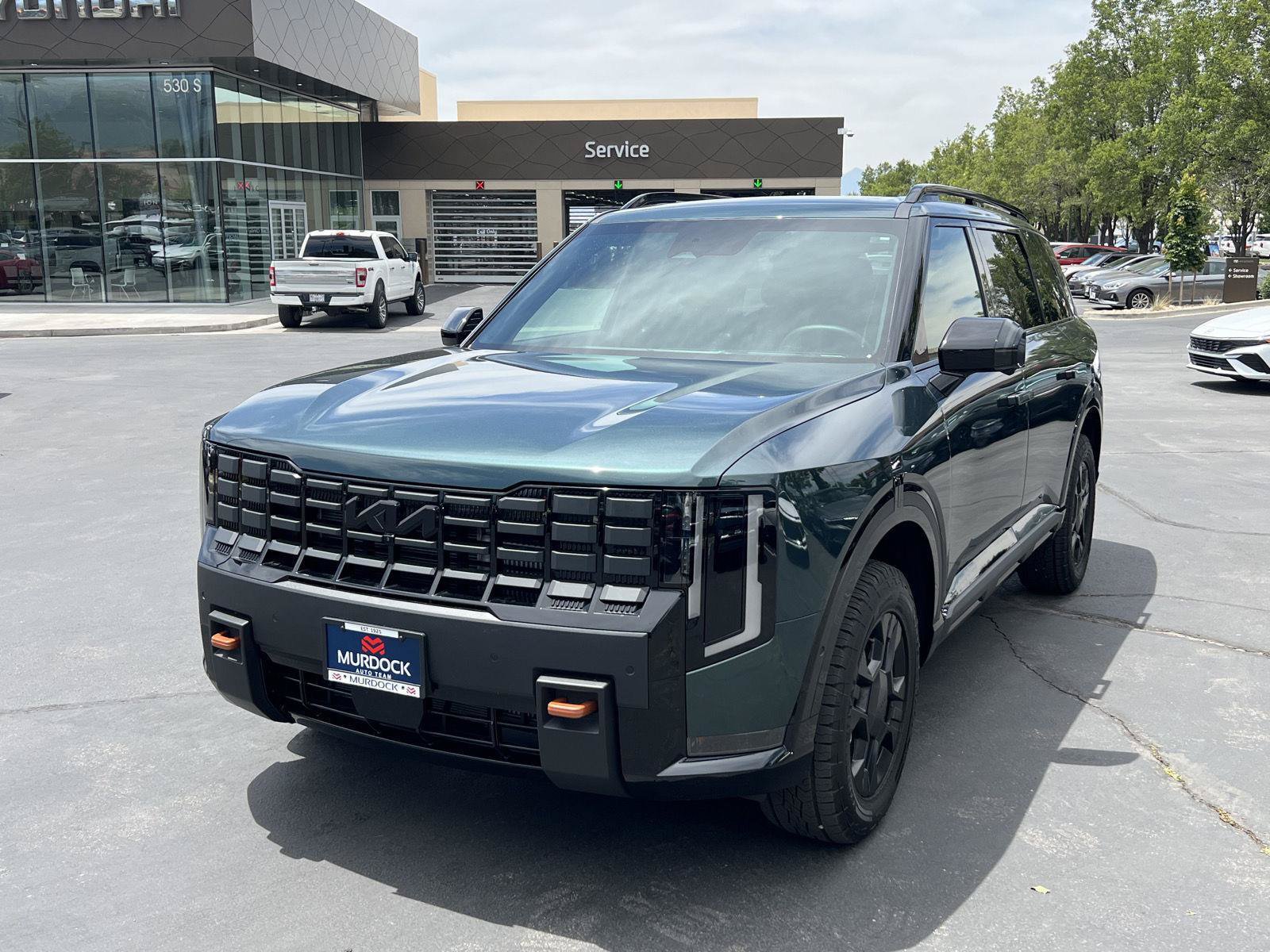 Used 2027 Kia Telluride SX Prestige X-Pro AWD/4WD image 2