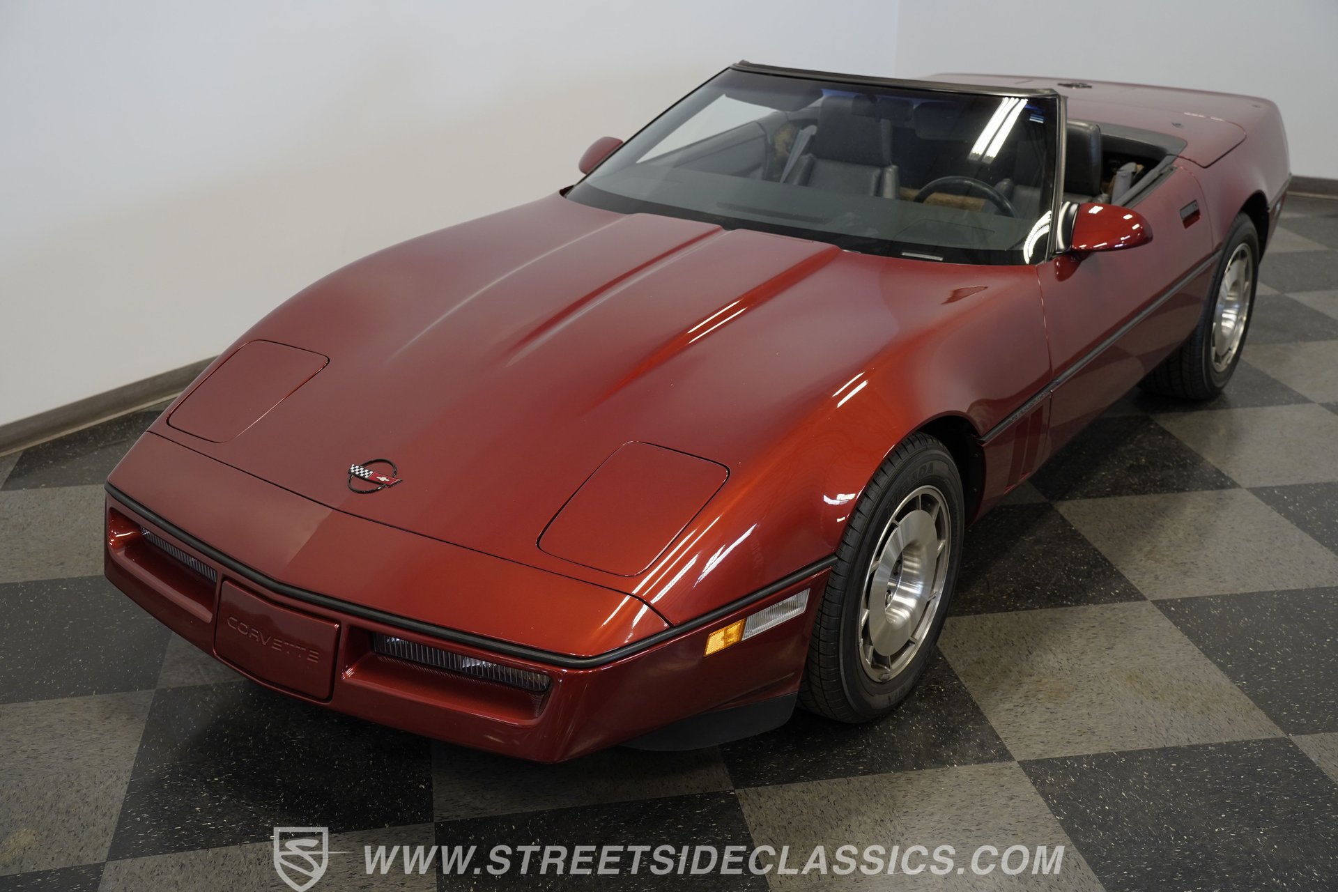 Used 1987 Chevrolet Corvette Convertible RWD image 21