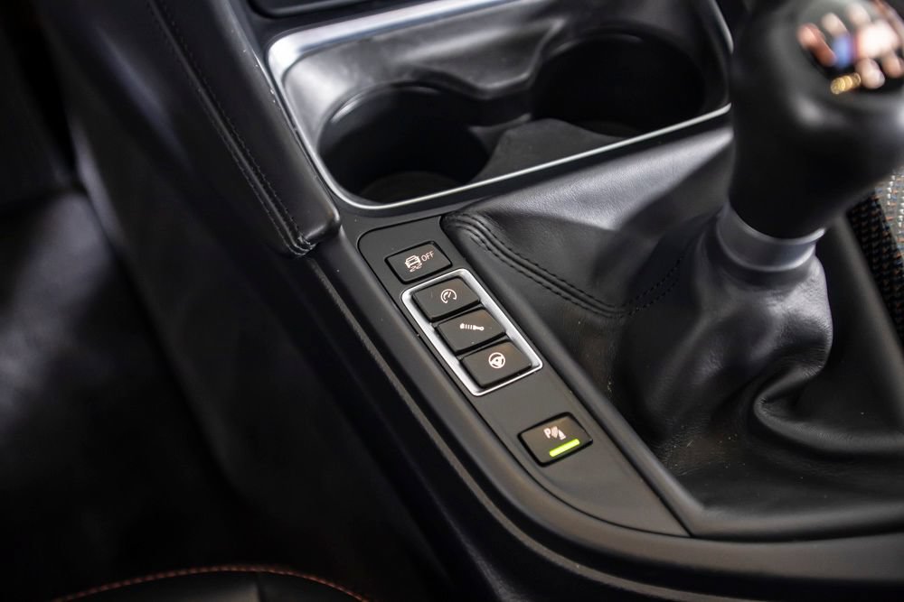 Used 2020 BMW M4 Coupe w/ Competition Package RWD image 37