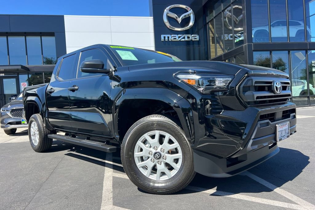 Used 2026 Toyota Tacoma SR video 2
