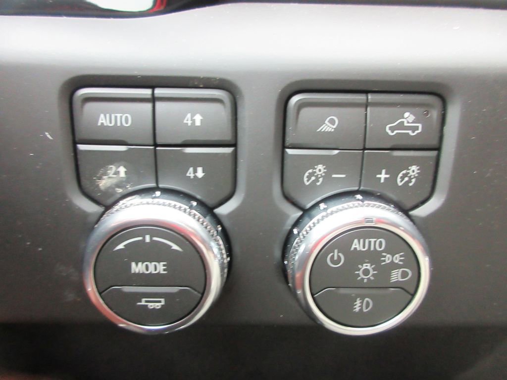 New 2026 GMC Sierra 2500 Denali Ultimate AWD/4WD image 18