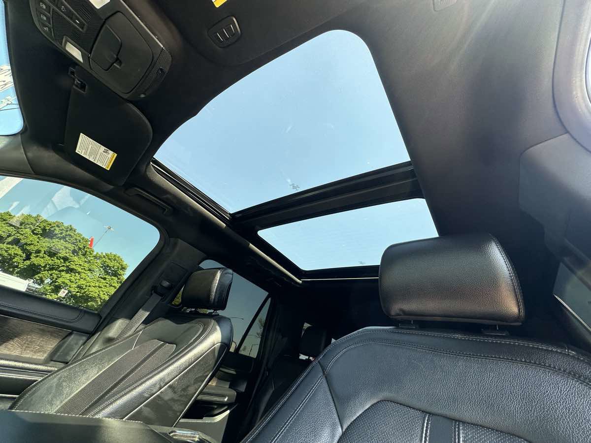 Used 2020 Ford Expedition Max Limited AWD/4WD image 24