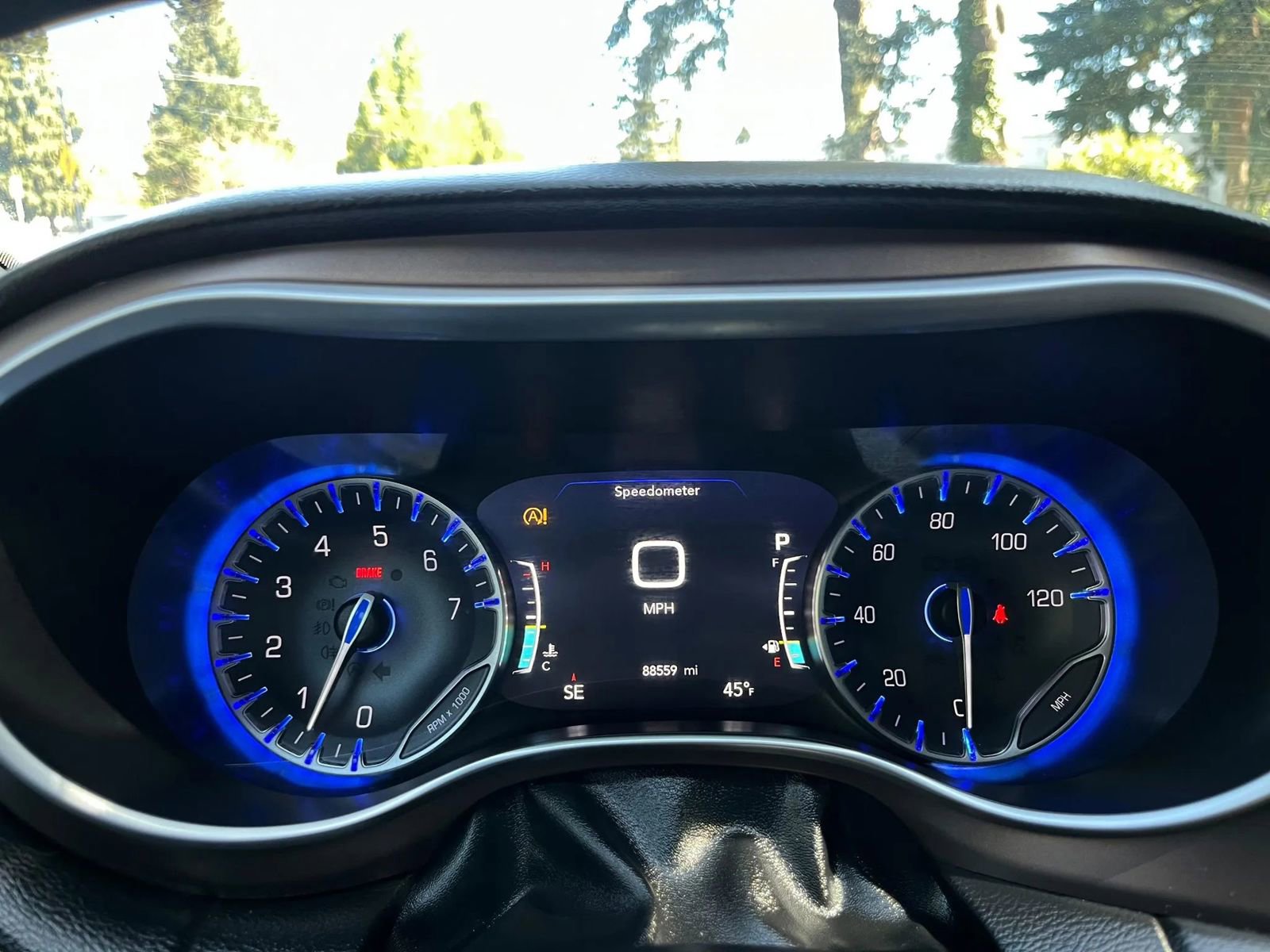 Used 2017 Chrysler Pacifica Touring-L Plus w/ Advanced Safetytec Group image 20