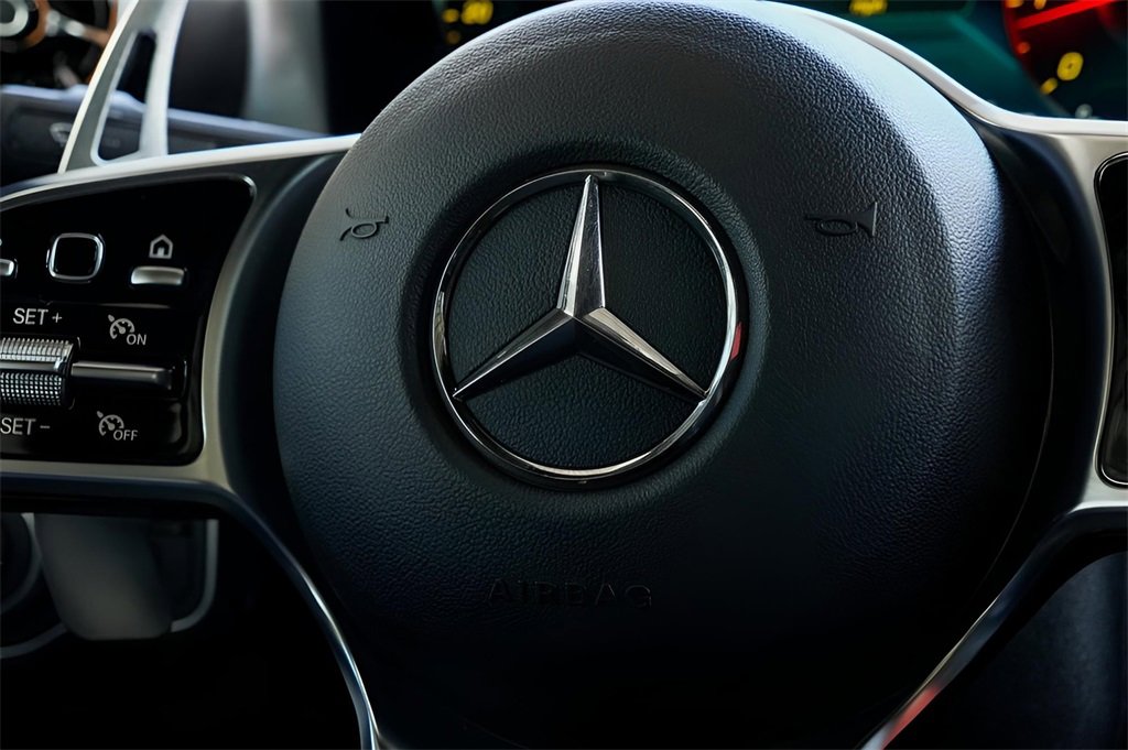 Used 2023 Mercedes-Benz CLA 250 4MATIC image 33