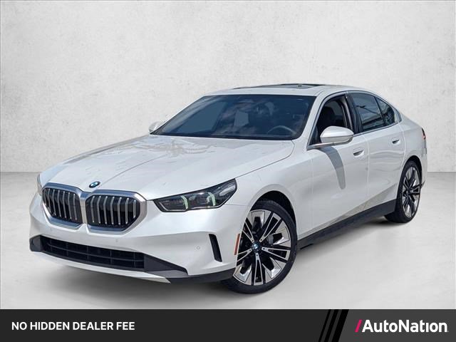 Certified 2024 BMW 530i w/ Premium Package RWD image 1