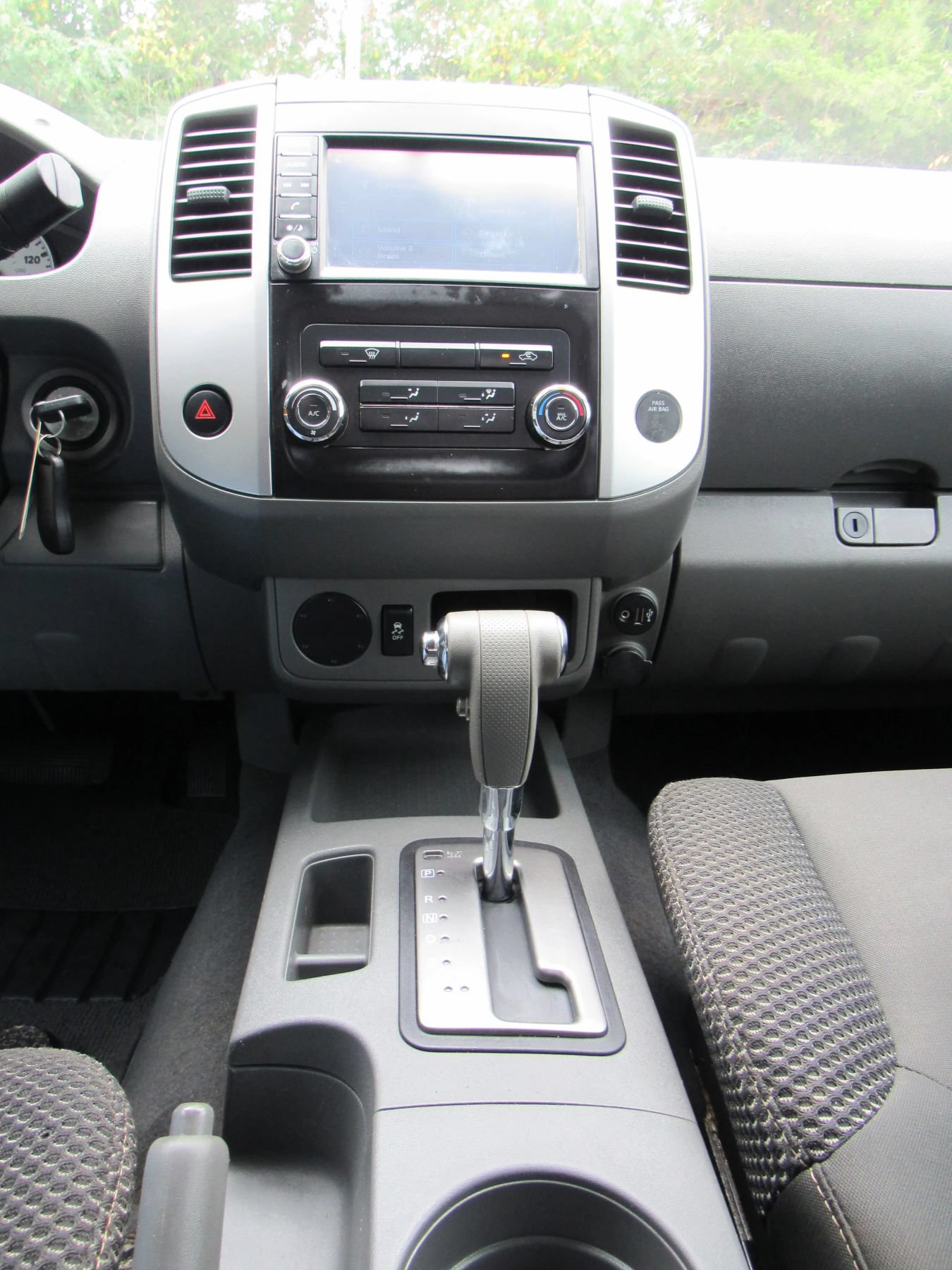 Used 2019 Nissan Frontier Desert Runner RWD image 20