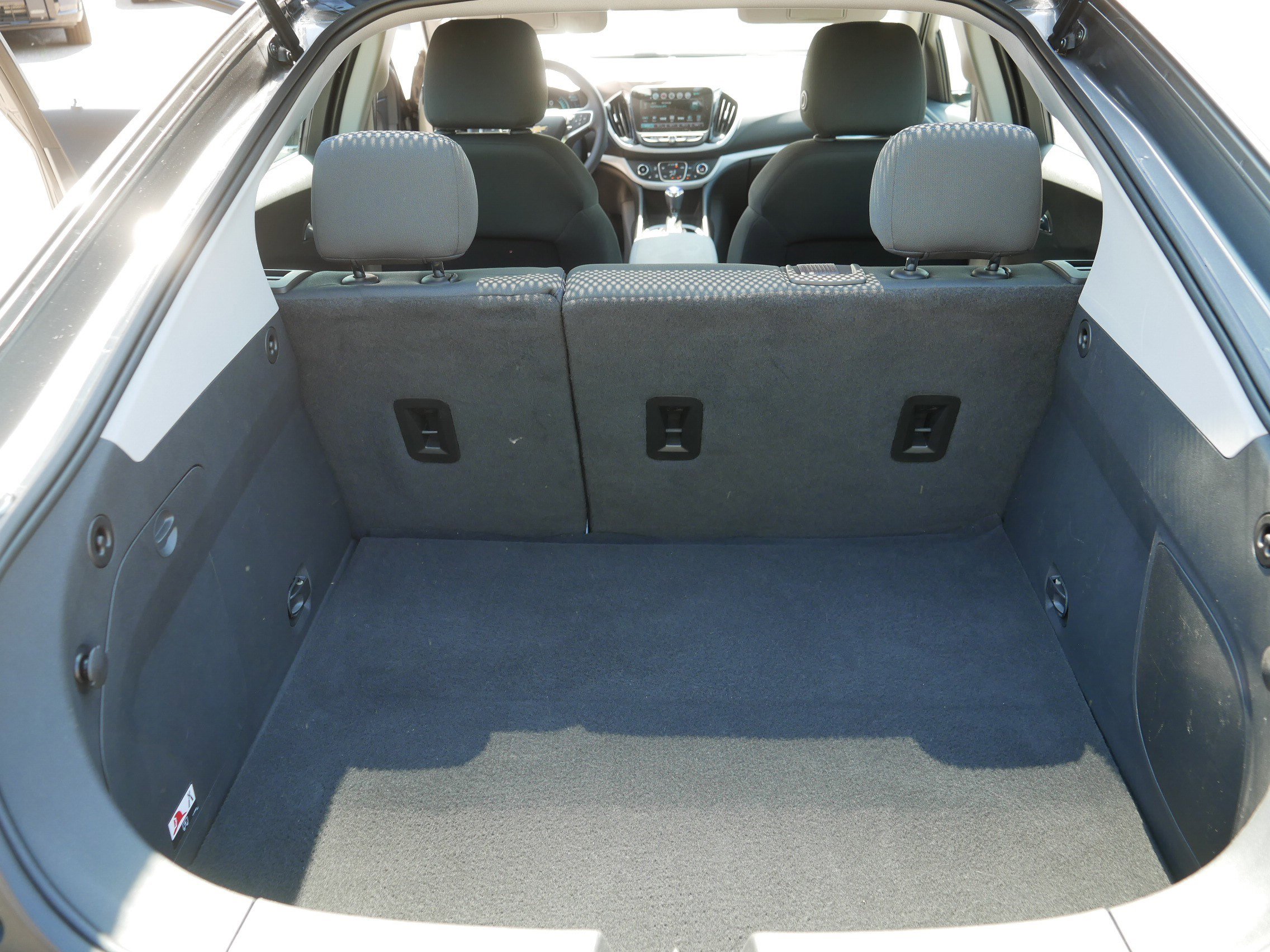 Used 2016 Chevrolet Volt LT w/ Comfort Package FWD image 18
