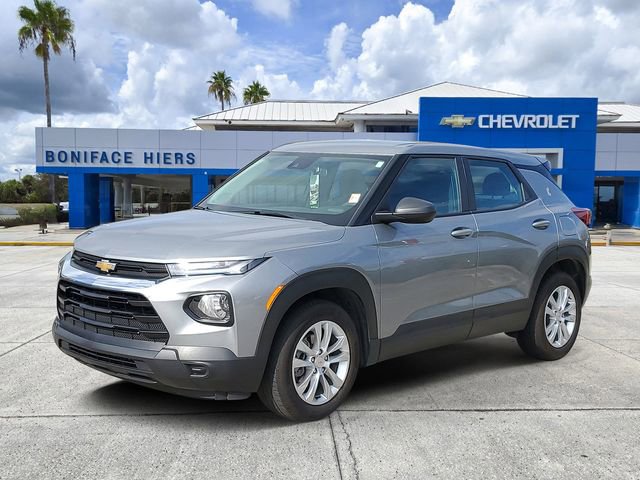 Used 2023 Chevrolet TrailBlazer LS FWD image 2