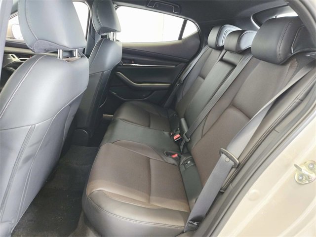 New 2025 MAZDA MAZDA3 2.5 S Hatchback w/ Premium Pkg image 10