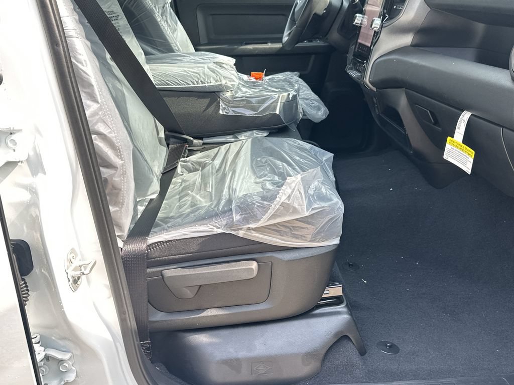 New 2026 RAM 3500 Tradesman AWD/4WD image 13