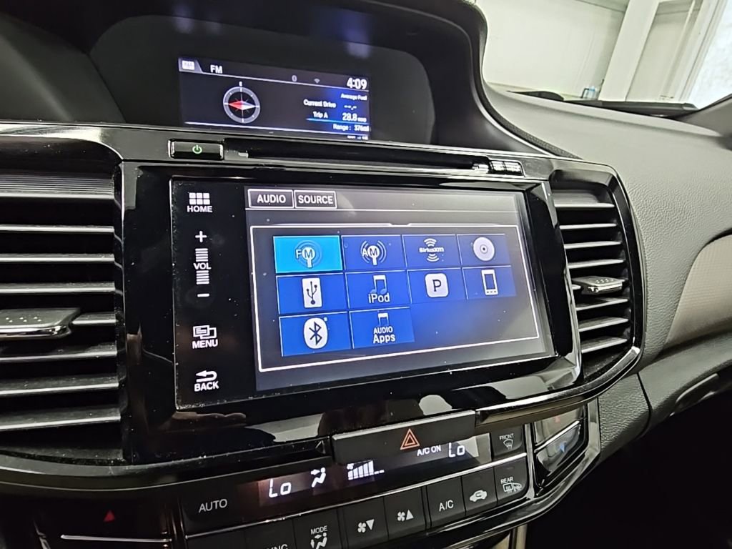 Used 2016 Honda Accord EX-L image 16