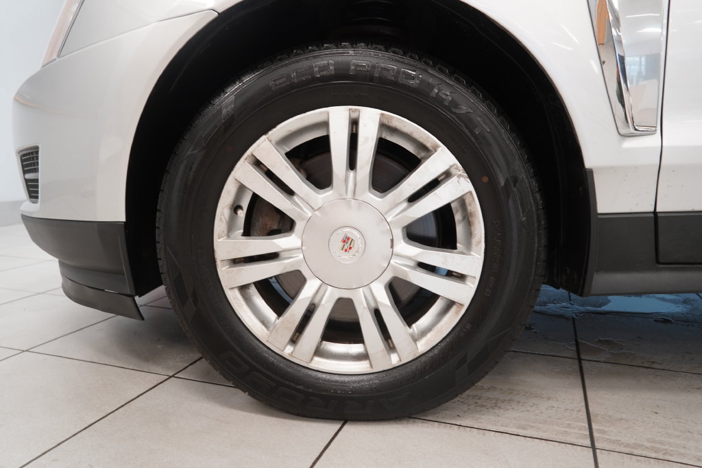 Used 2015 Cadillac SRX FWD image 15