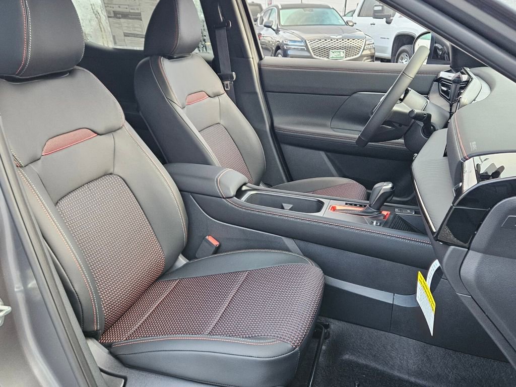 New 2026 Nissan Kicks SR image 15