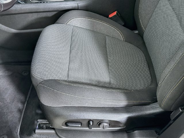 Used 2021 Chevrolet Traverse LT AWD/4WD image 19