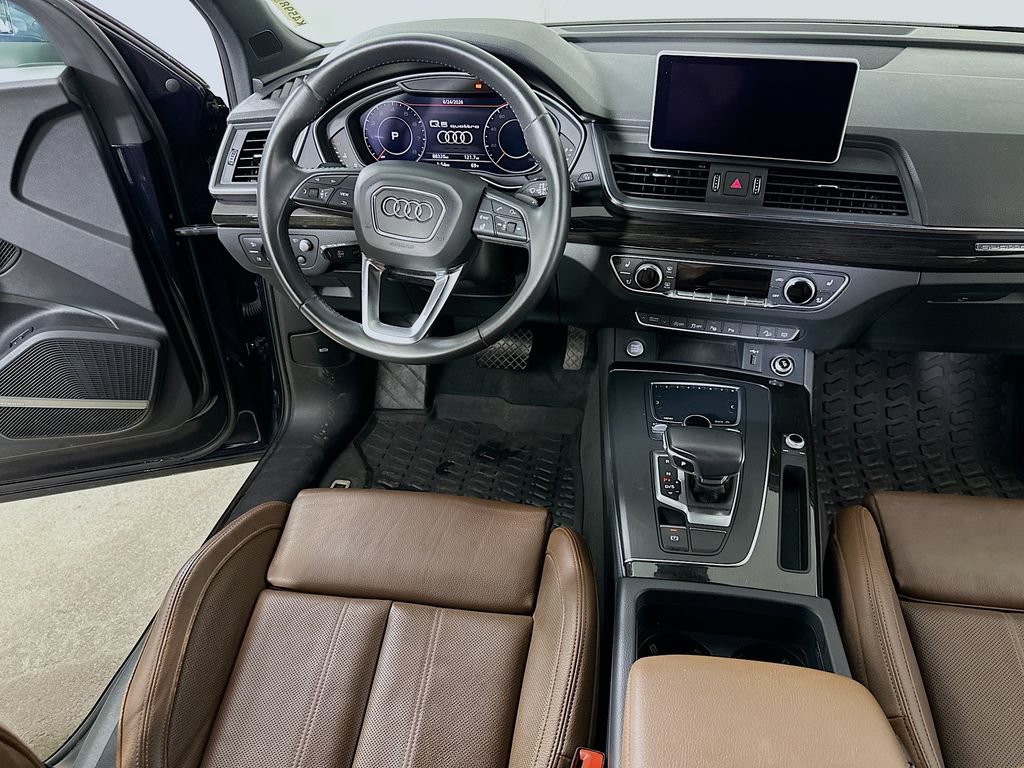 Used 2020 Audi Q5 Prestige AWD/4WD image 16