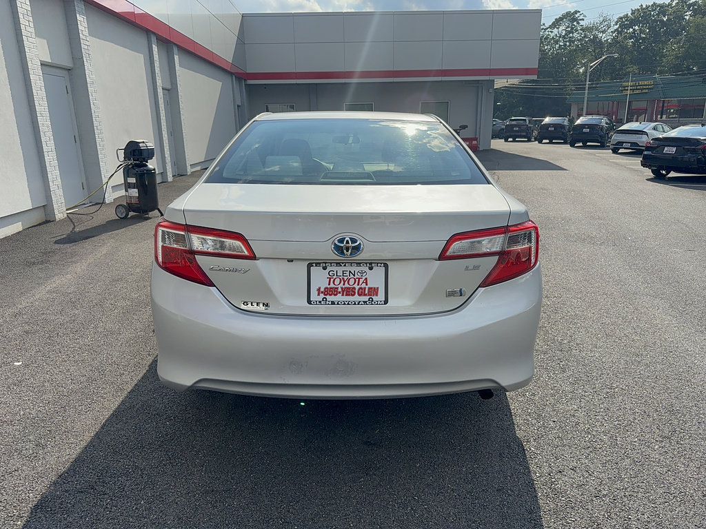 Used 2014 Toyota Camry LE FWD image 5