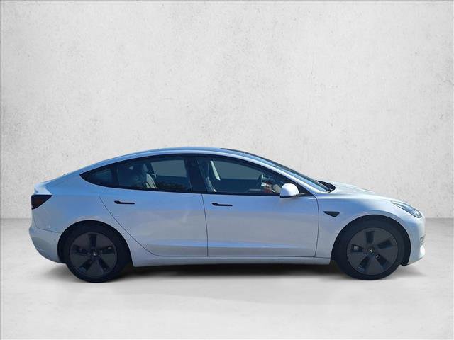 Used 2021 Tesla Model 3 Standard Range Plus image 4