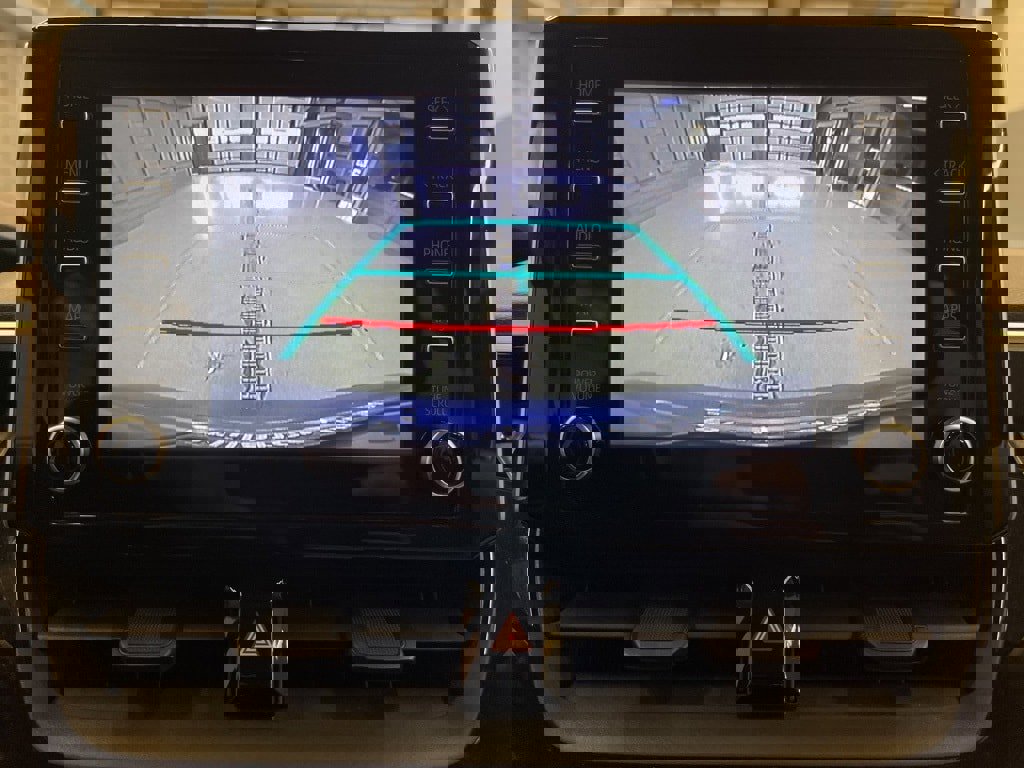 Used 2020 Toyota Corolla LE image 20