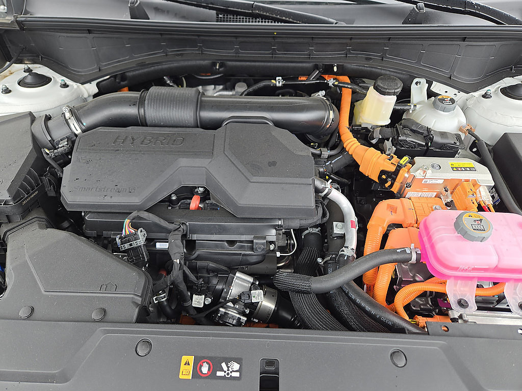 New 2026 Hyundai Santa Fe SE FWD image 32