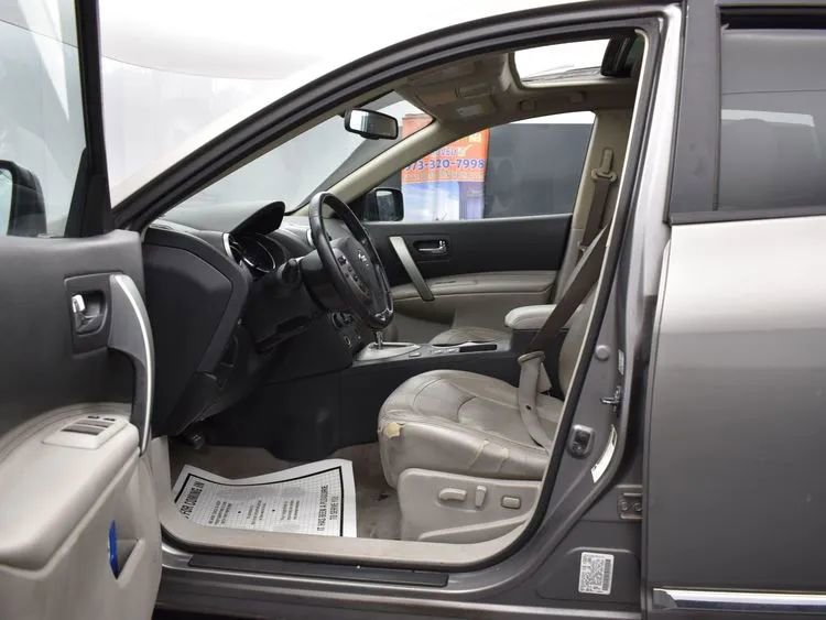 Used 2012 Nissan Rogue SL image 14