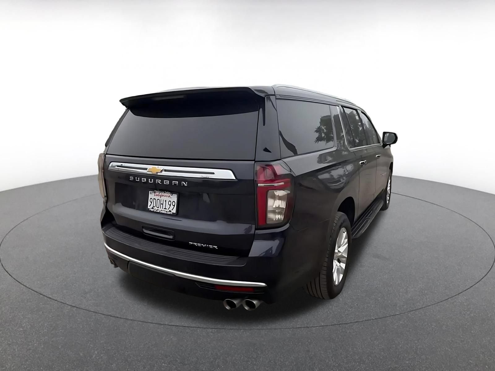 Used 2023 Chevrolet Suburban Premier AWD/4WD image 14