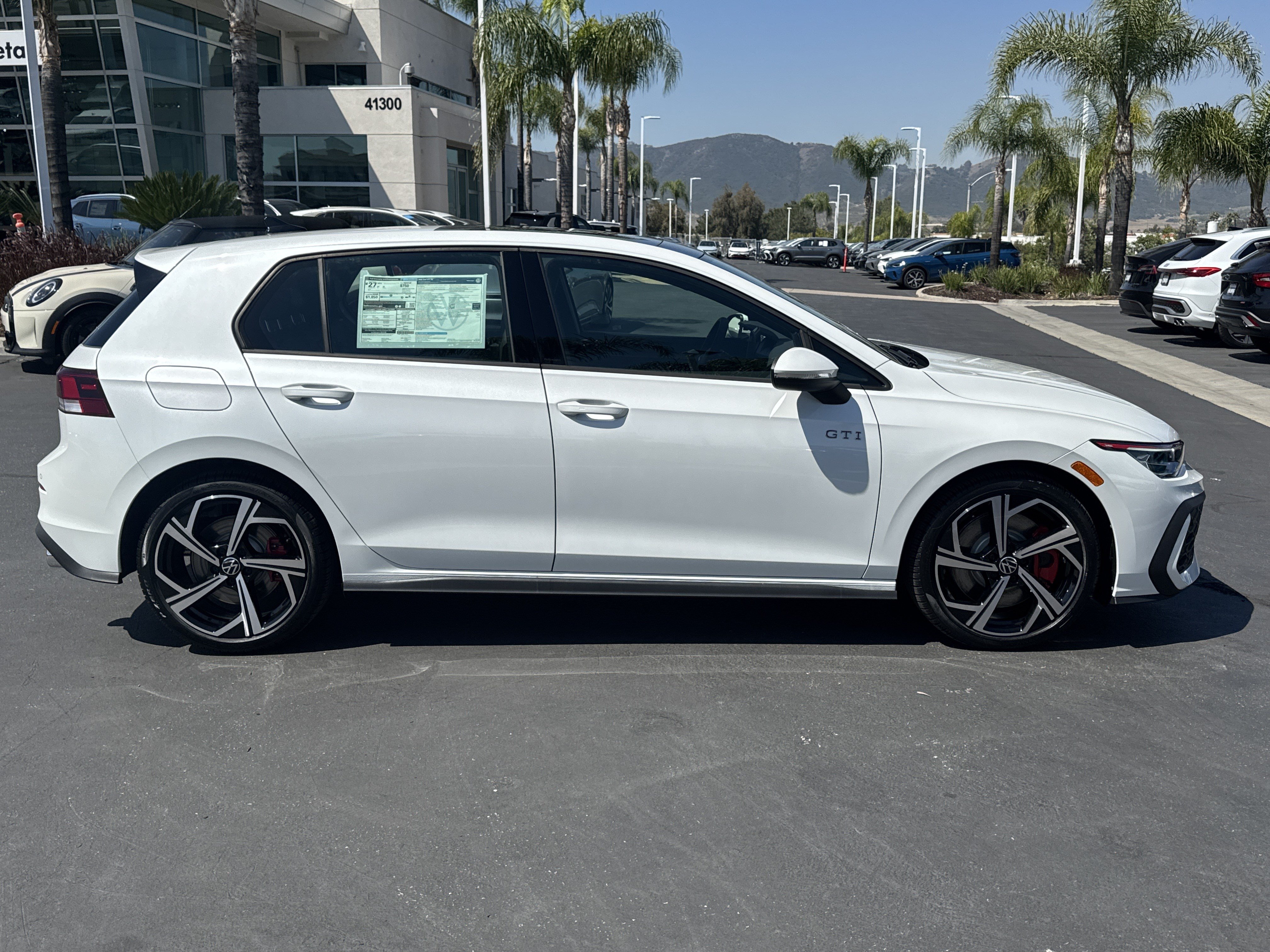New 2026 Volkswagen Golf SE FWD image 9