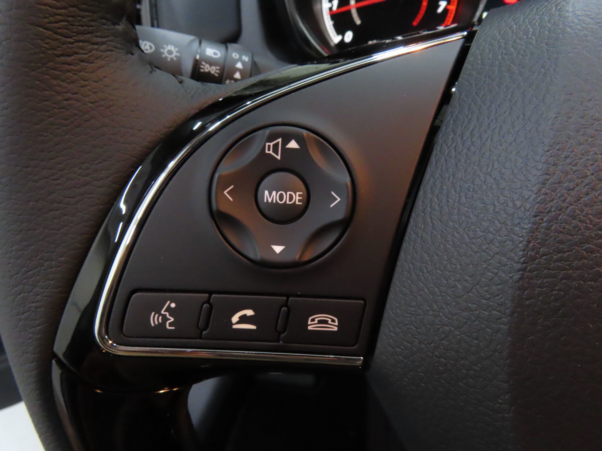 New 2025 Mitsubishi Outlander Sport SE image 12