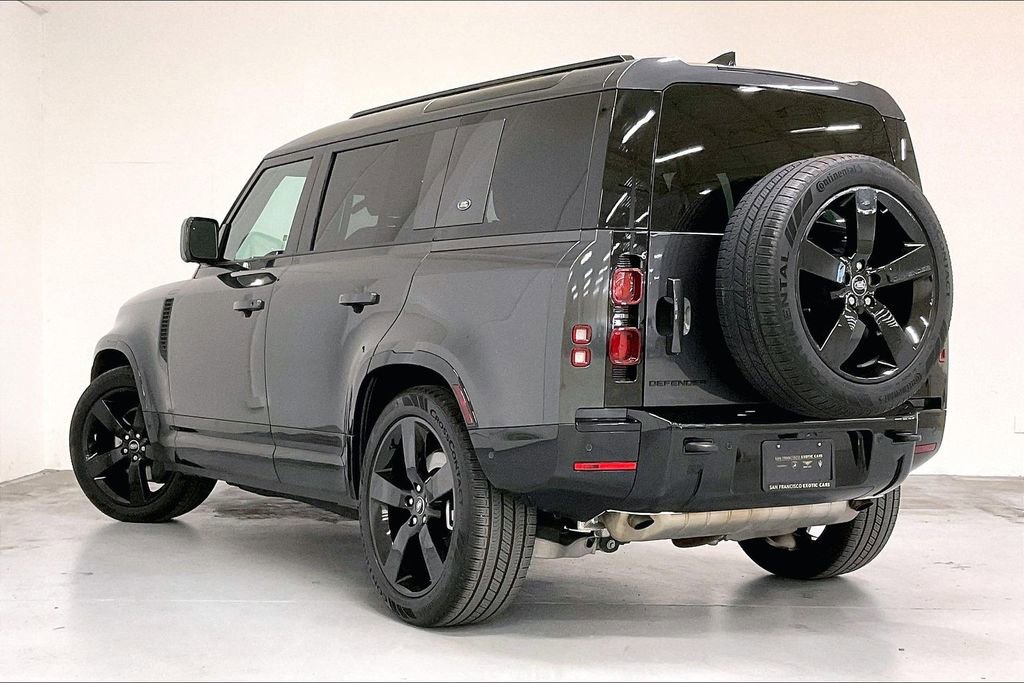 Used 2024 Land Rover Defender 110 X-Dynamic SE AWD/4WD image 6