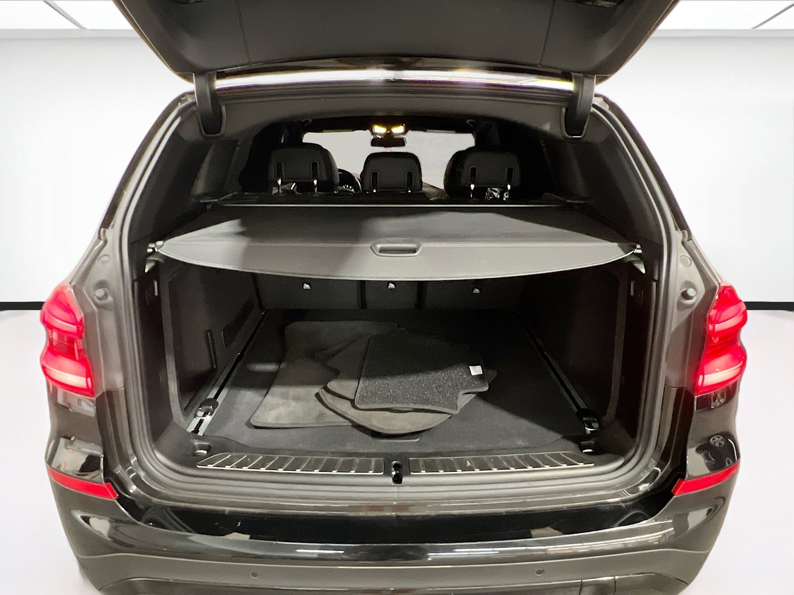 Used 2021 BMW X3 sDrive30i w/ Convenience Package image 21