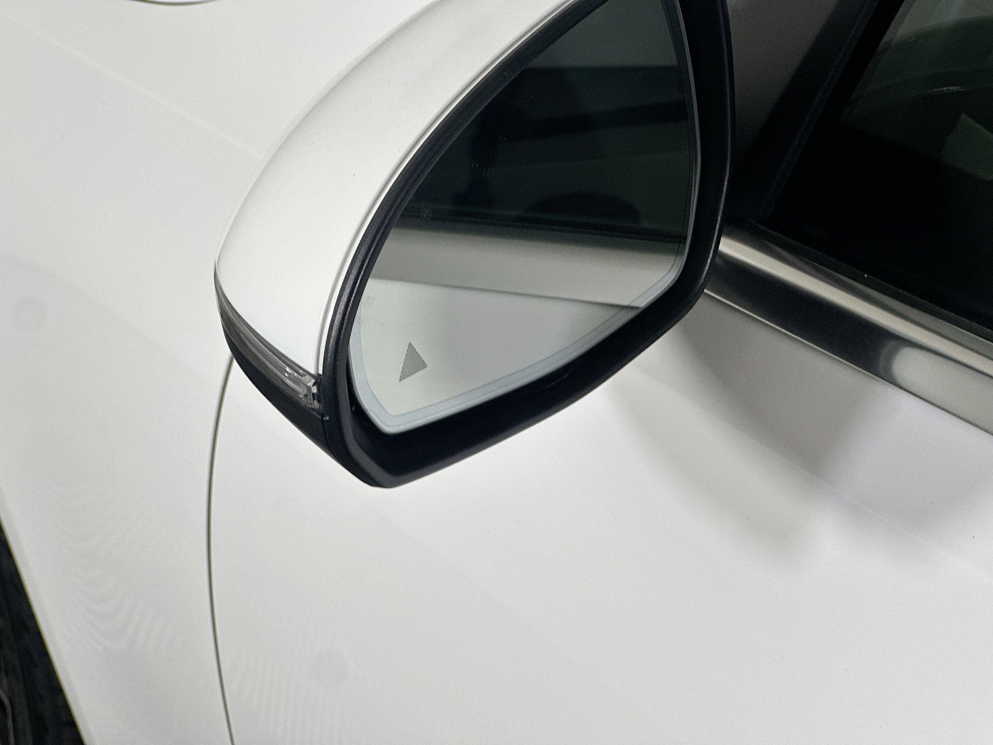 Used 2024 Mercedes-Benz C 300 Sedan image 16