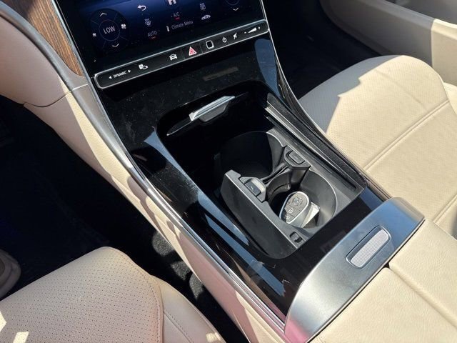 New 2025 Mercedes-Benz C 300 Sedan image 18