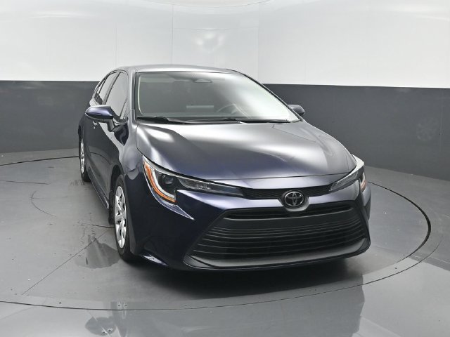 Used 2025 Toyota Corolla LE FWD image 26
