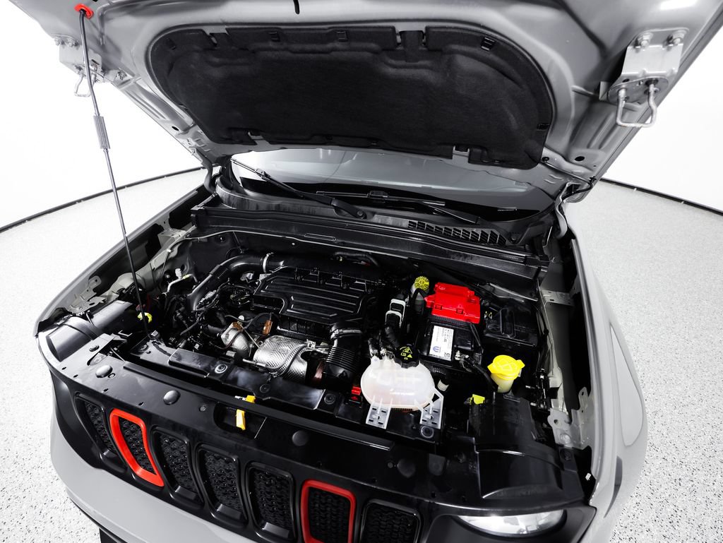 Used 2022 Jeep Renegade Altitude AWD/4WD image 12