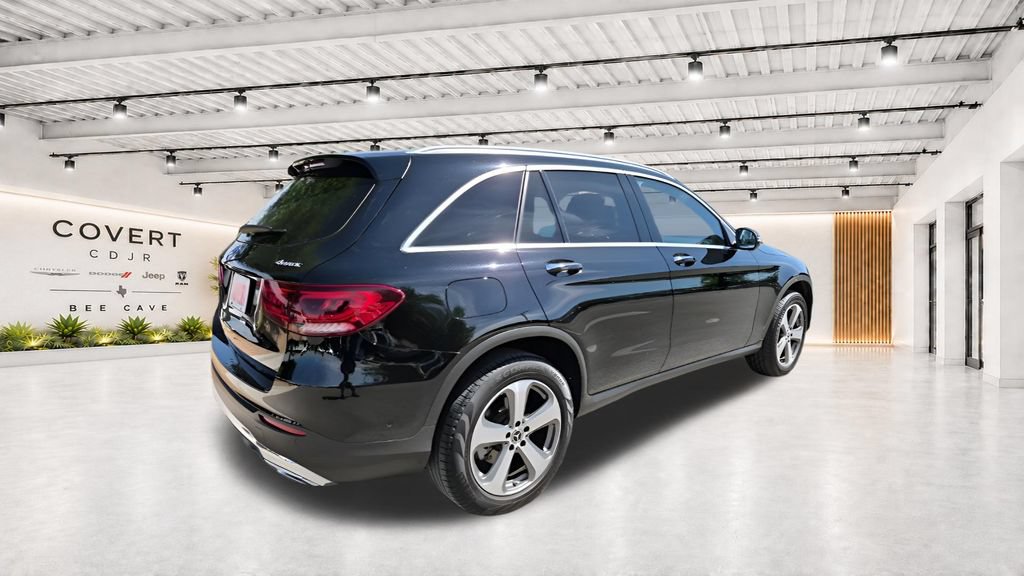 Used 2022 Mercedes-Benz GLC 300 4MATIC w/ Driver Assistance Package image 11