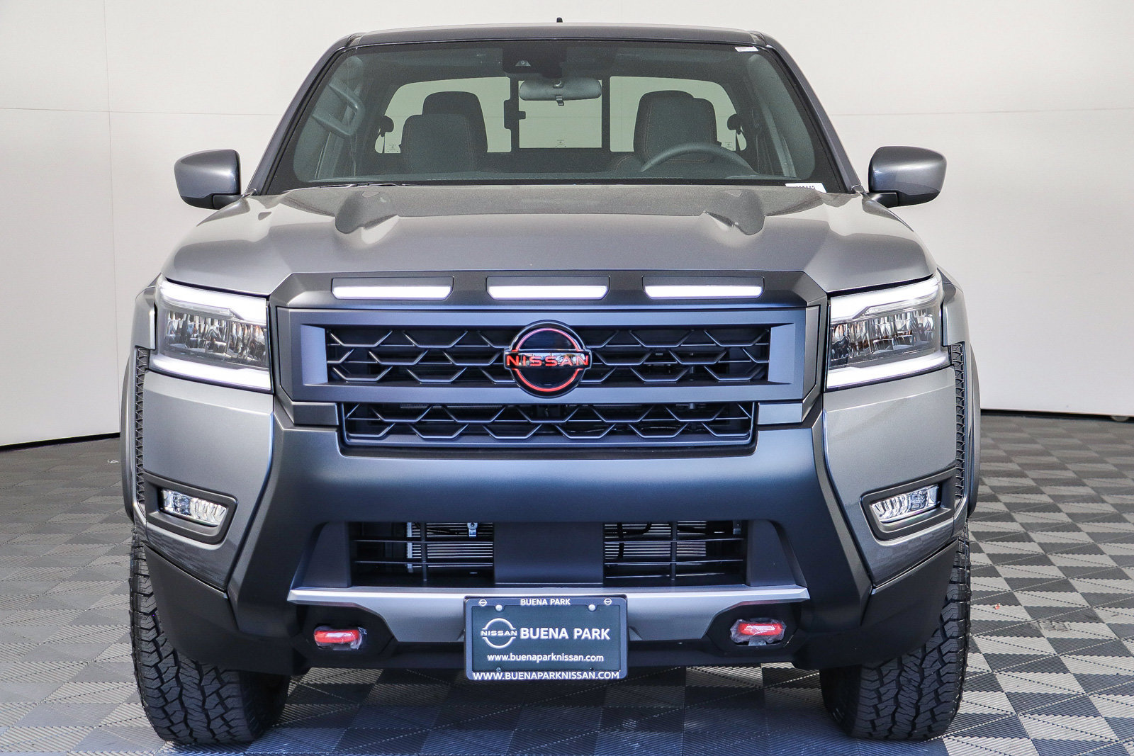 New 2027 Nissan Frontier Pro-X w/ Tow Package RWD image 2