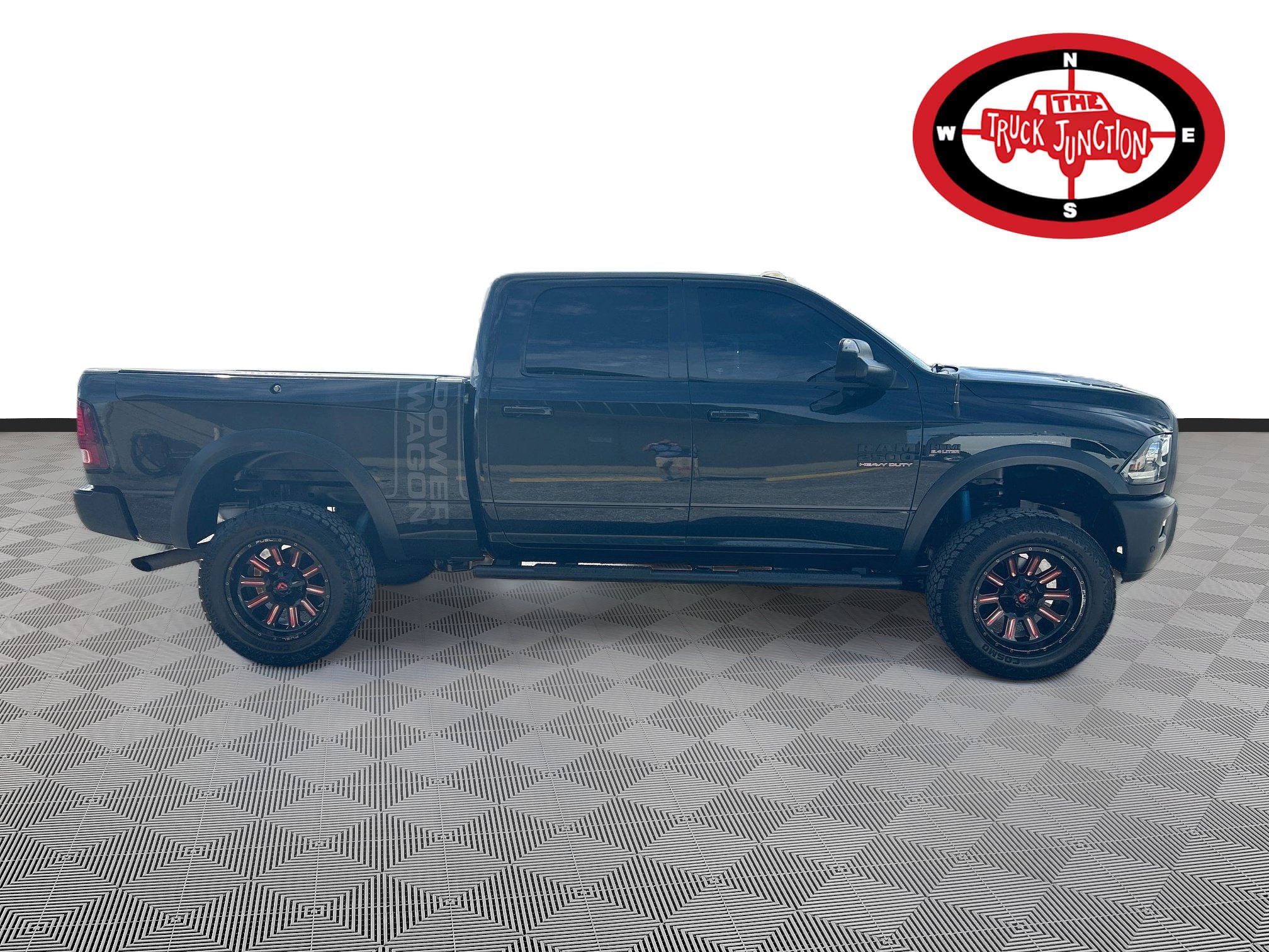 Used 2018 RAM 2500 Power Wagon w/ Leather & Luxury Group AWD/4WD image 8