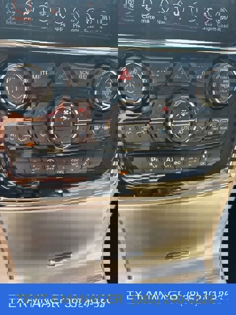 Used 2020 Jeep Grand Cherokee Laredo w/ 18" Wheel & 8.4" Radio Group image 18