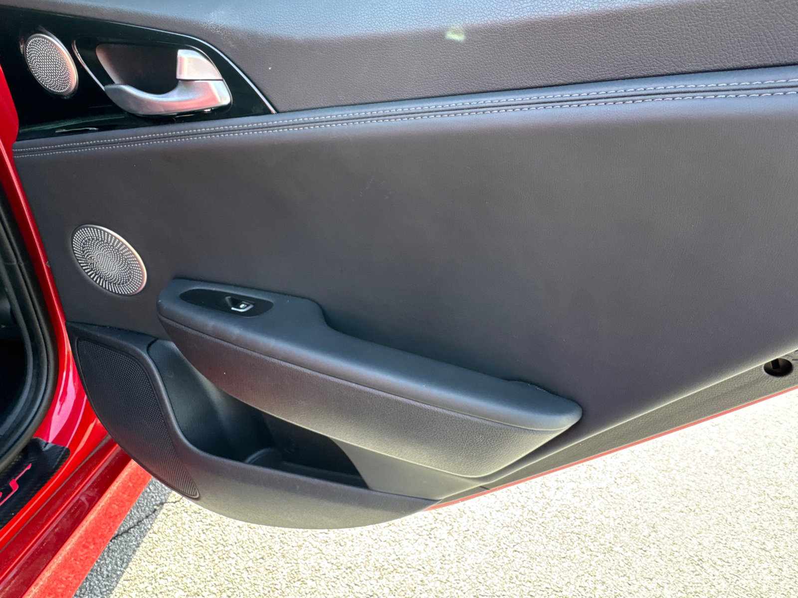 Used 2019 Kia Stinger Premium image 19