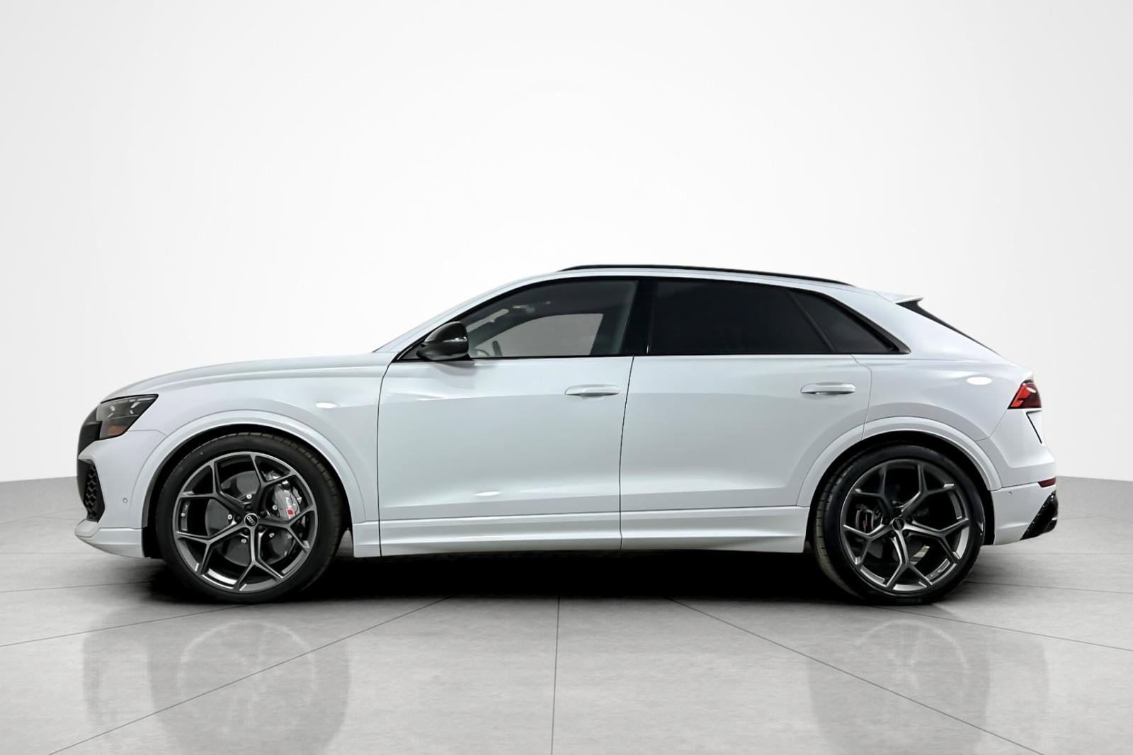 New 2026 Audi RS Q8 performance AWD/4WD image 3