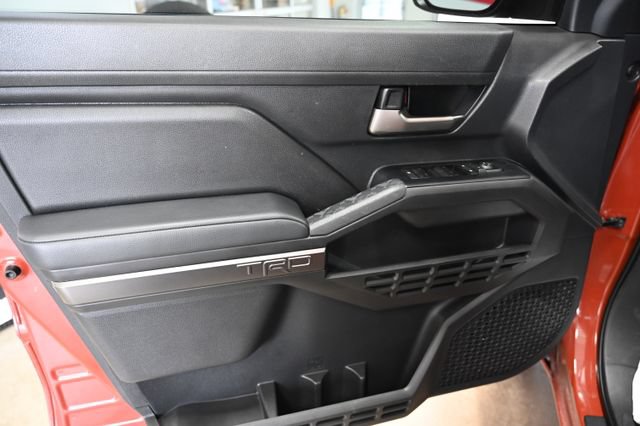 Used 2025 Toyota Tacoma TRD Sport AWD/4WD image 28