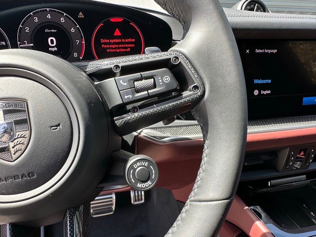 Used 2025 Porsche Cayenne Turbo image 20