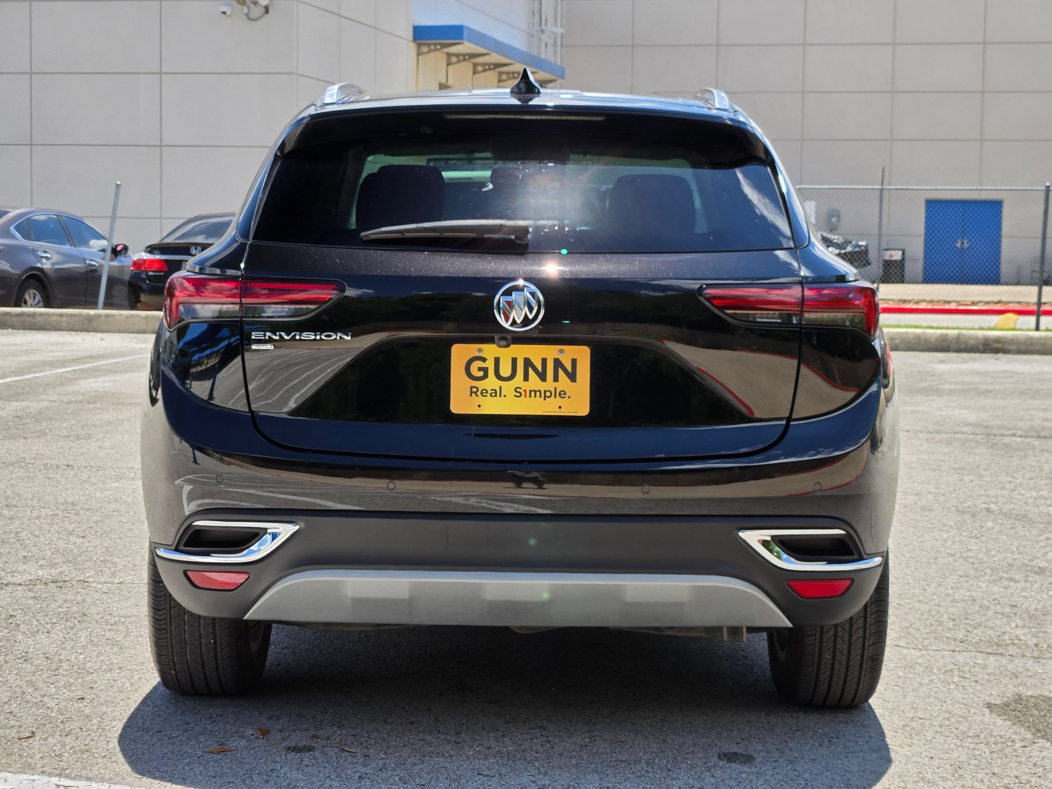 Used 2023 Buick Envision Essence AWD/4WD image 4
