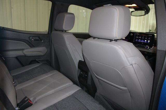 Used 2024 Chevrolet Colorado ZR2 w/ Technology Package image 23
