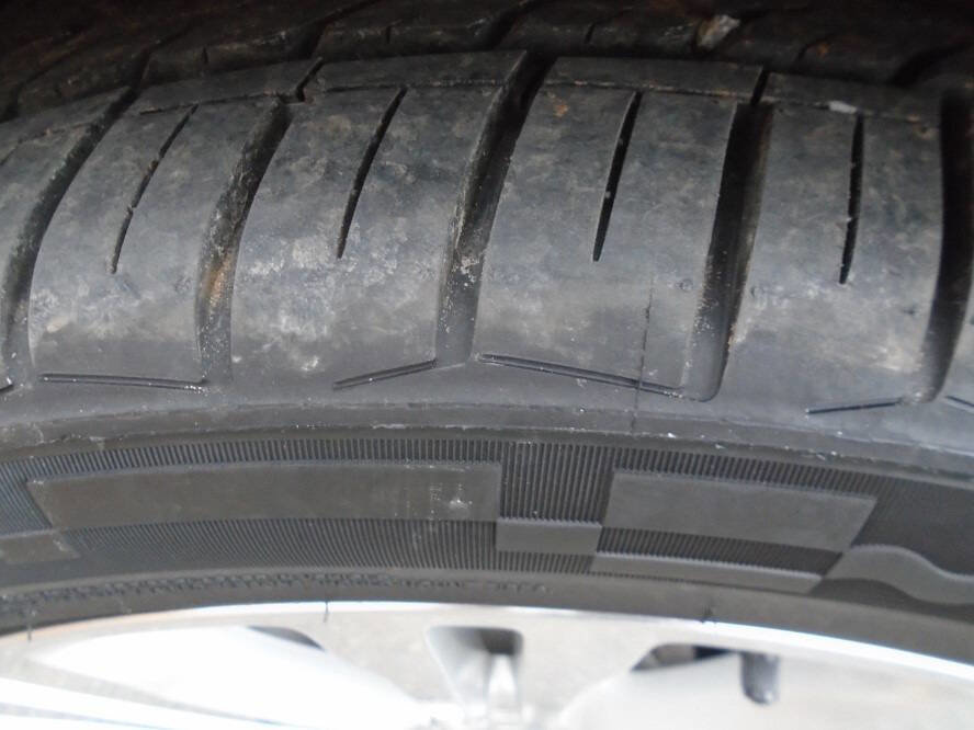 Used 2013 Chrysler 300 C w/ Harman Kardon Audio Group image 30