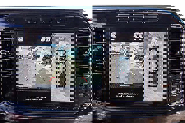 Used 2023 Ford F250 Lariat w/ Chrome Package image 13