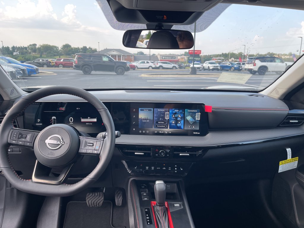 New 2027 Nissan Kicks SR w/ SR Premium Package AWD/4WD image 15