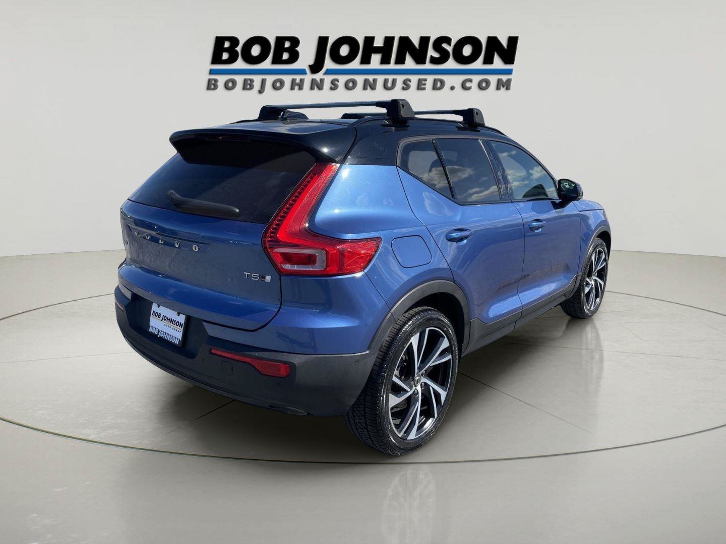 Used 2021 Volvo XC40 T5 R-Design w/ Advanced Package AWD/4WD image 7