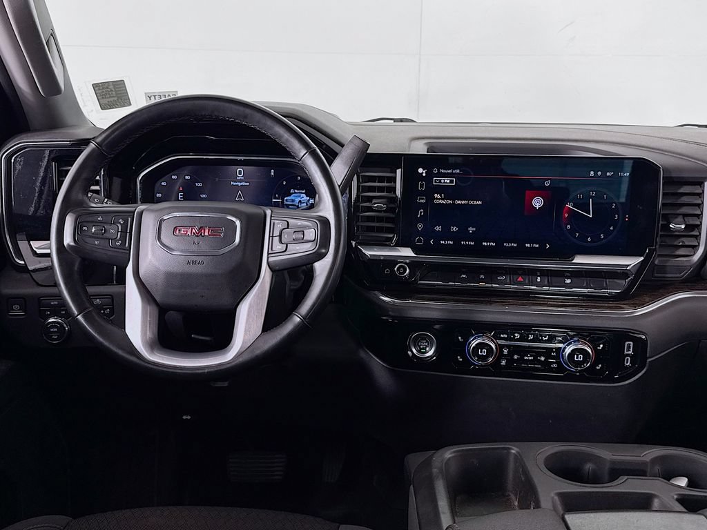 Used 2023 GMC Sierra 1500 SLE AWD/4WD image 10
